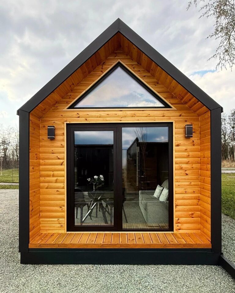 Realizace – Tiny House 10x3,2m