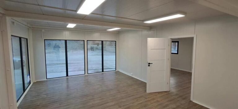 Realizace – 9x9 kancelářský kontejner - residenční