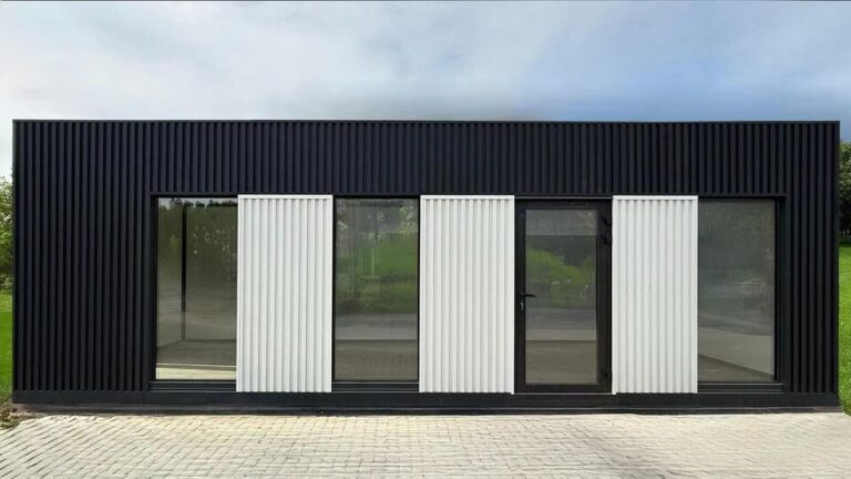 Realizace – Kancelářský kontejner 9x3 m