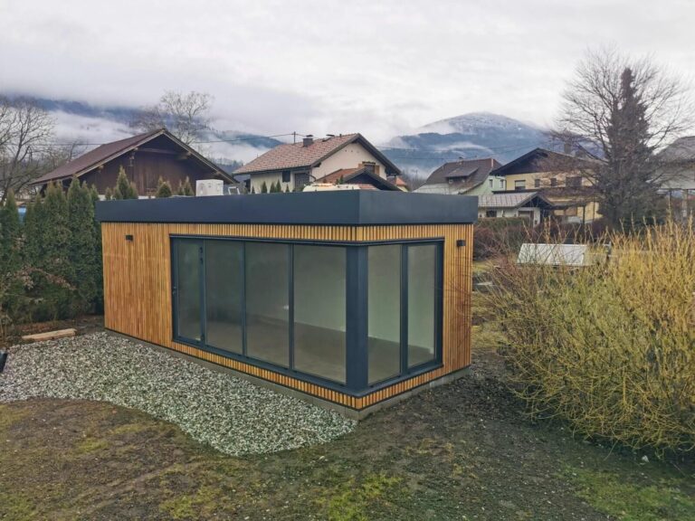 Realizace – Kancelářský kontejner Tiny house 8x3 m