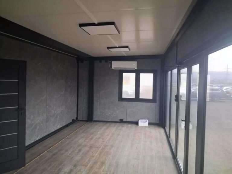 Realizace – Kancelářský kontejner 9x6 m zahradní hala