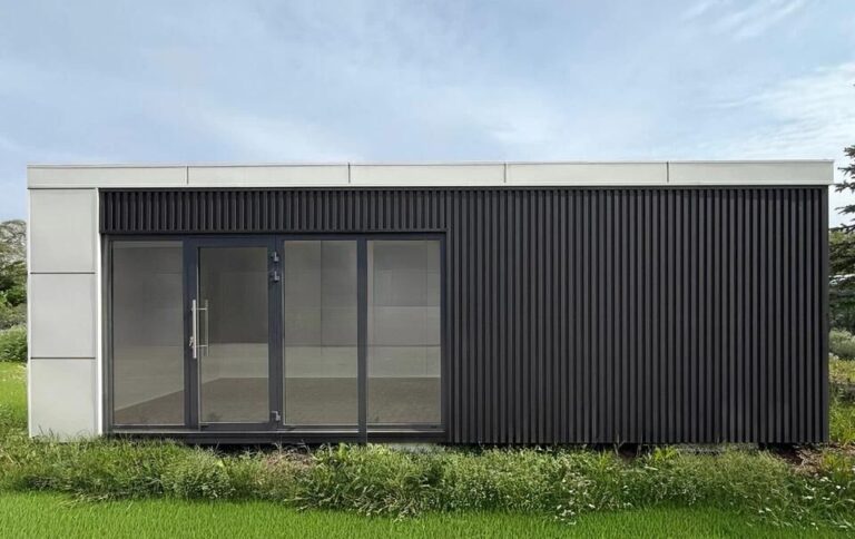 Realizace – Kancelářský kontejner 9x3 m