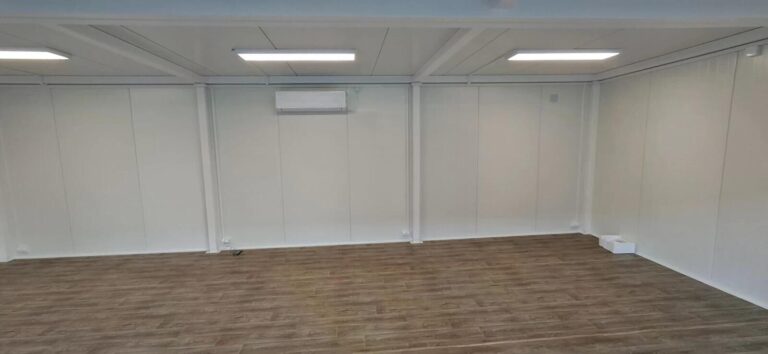 Realizace – Kancelářský kontejner 9x6 m